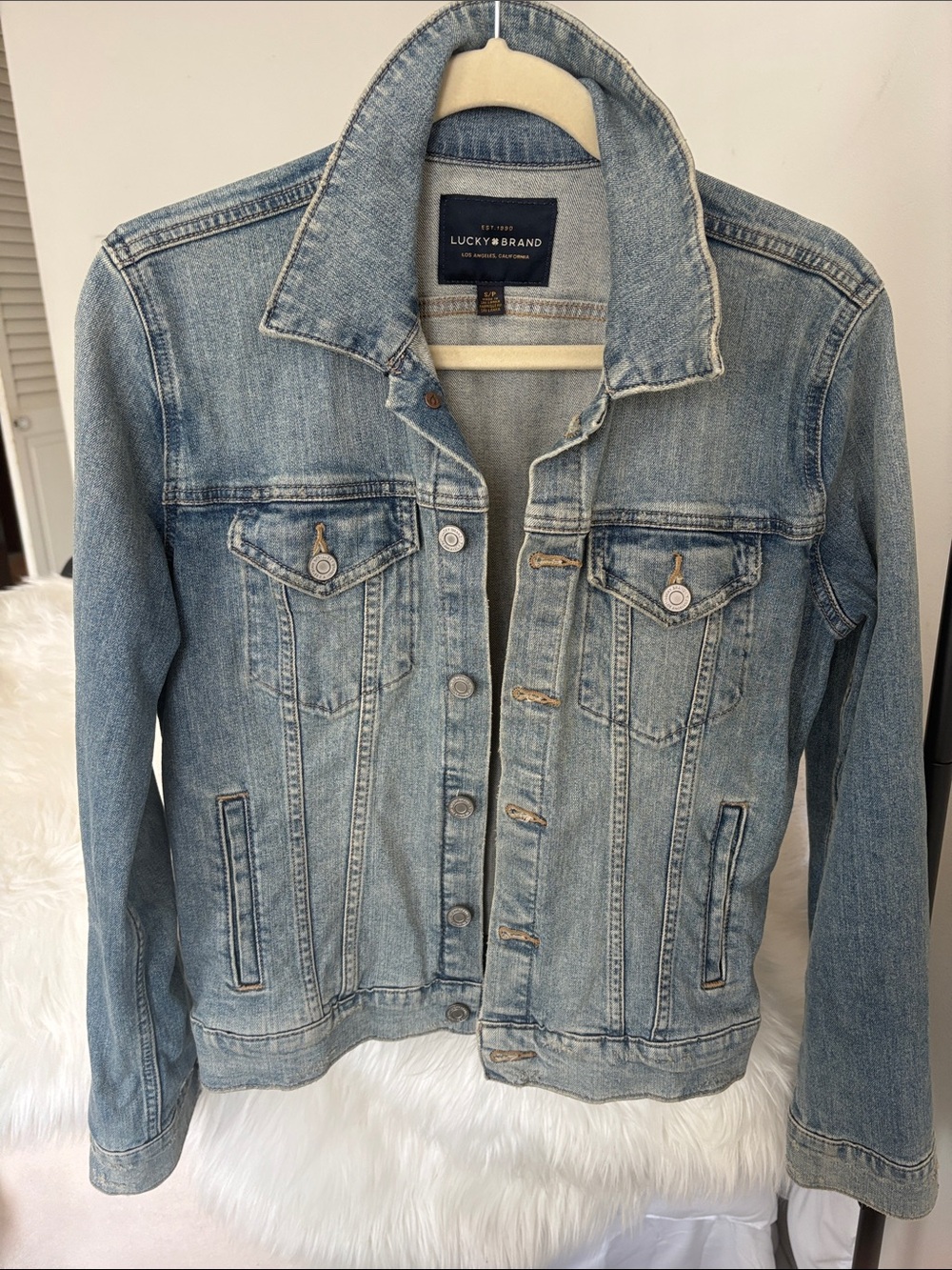 Lucky Brand Light Wash Denim Trucker Jacket